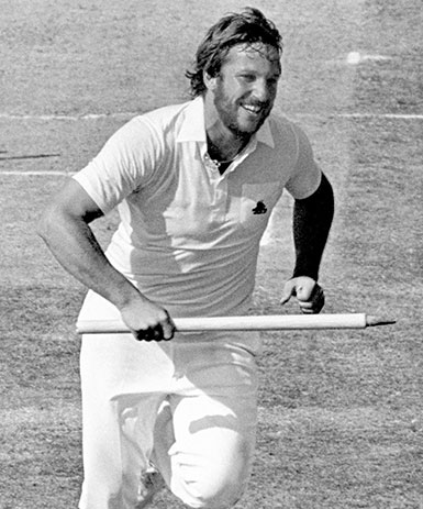Ian Botham Signed Memorabilia